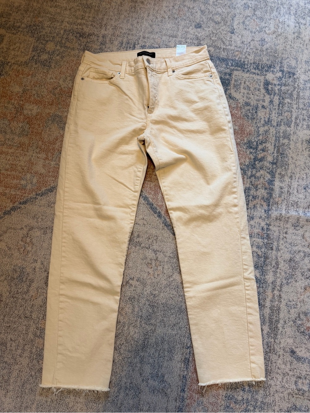 Banana Republic The Beau Jean Cream Color size 28/6 - Picture 3 of 9